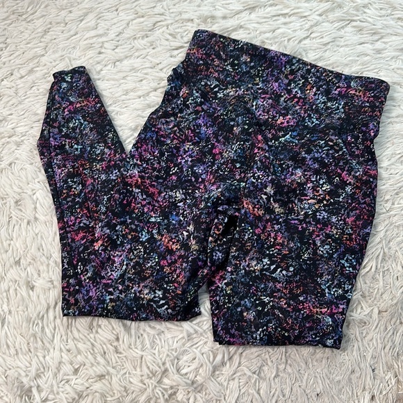 Lululemon Base Pace High-Rise Crop 23" Floral Spray Multi - Picture 5 of 6